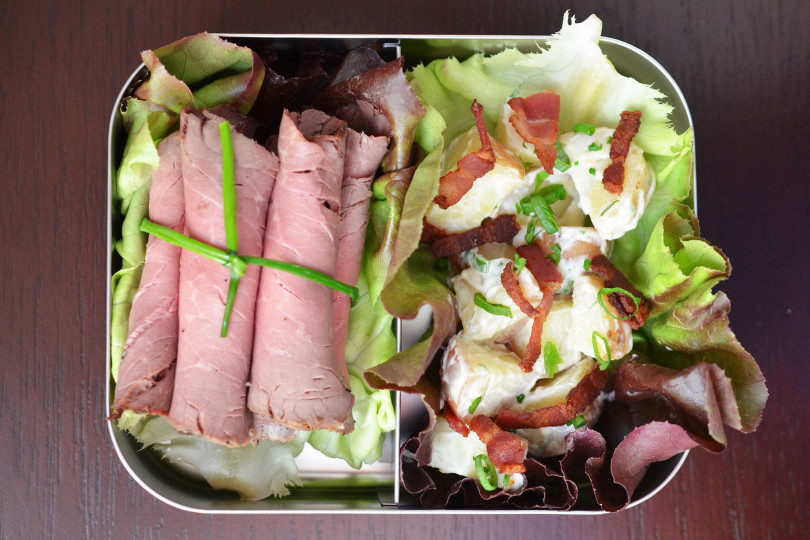 Paleo Lunch Idea: Roast Beef Roll-Ups and Bacon Potato Salad!